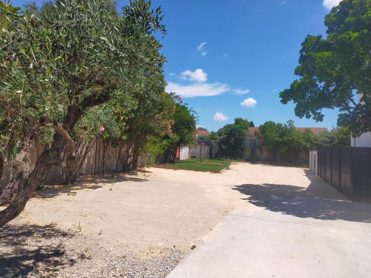 Villa Caremeau 2 Nîmes Exterior photo