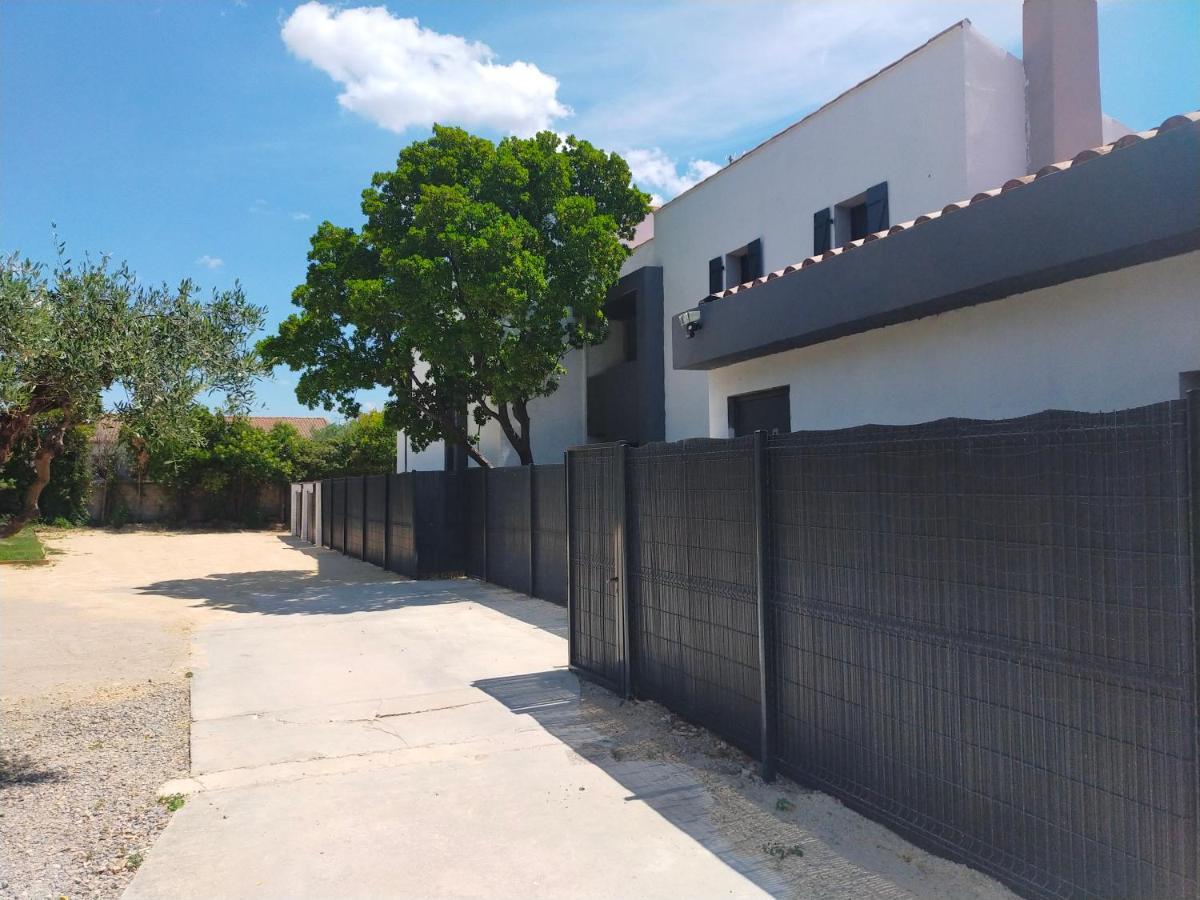 Villa Caremeau 2 Nîmes Exterior photo